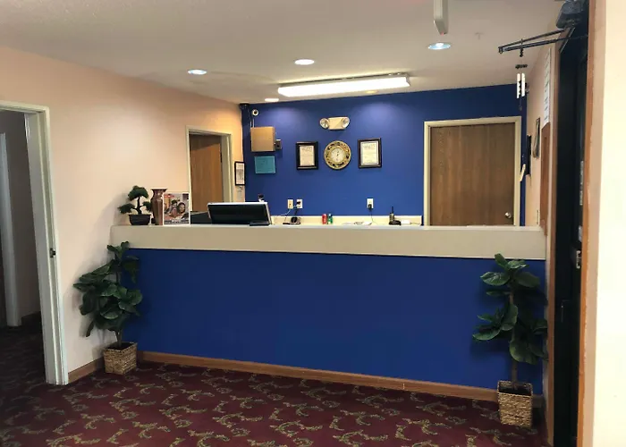 Hotel Super 8 By Wyndham Chenoa