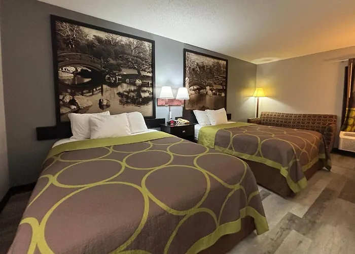 Hotel Super 8 By Wyndham 2*