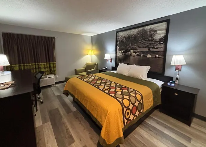 Hotel Super 8 By Wyndham Chenoa