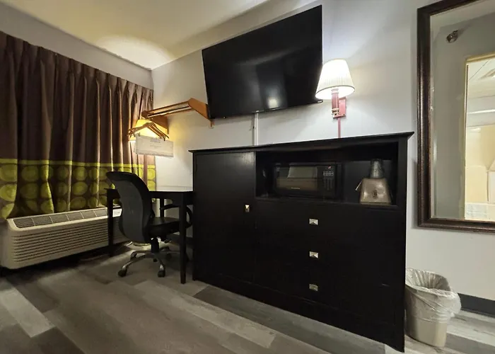 Super 8 By Wyndham 2*