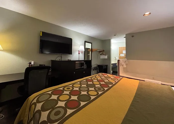 Super 8 By Wyndham