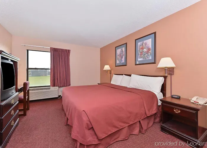 Hotel Super 8 By Wyndham 2*