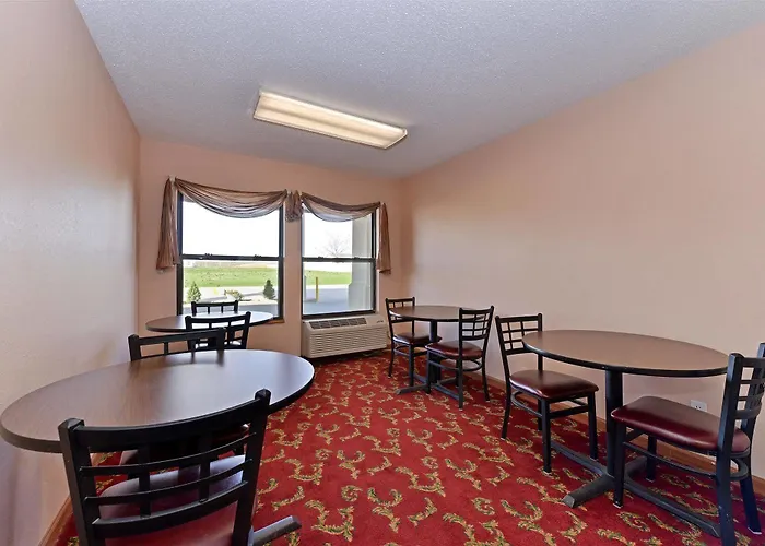 Super 8 By Wyndham 2*